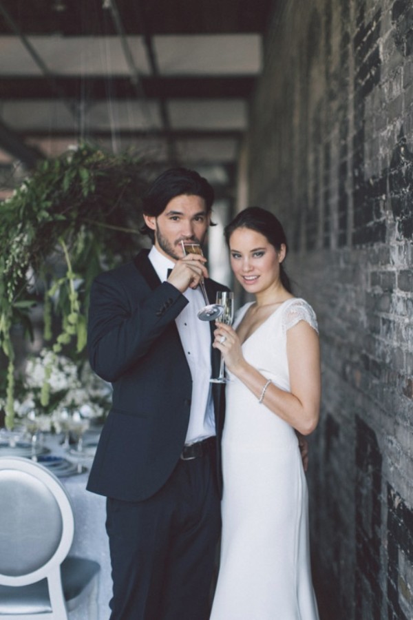 white-black-and-blue-chic-wedding