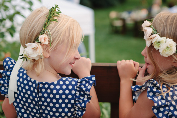 blue-and-white-backyard-wedding