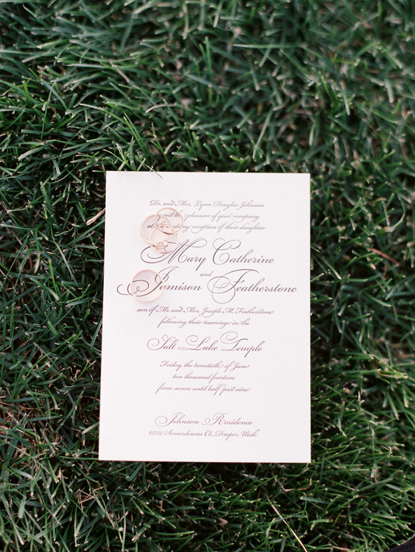blue-and-white-backyard-wedding