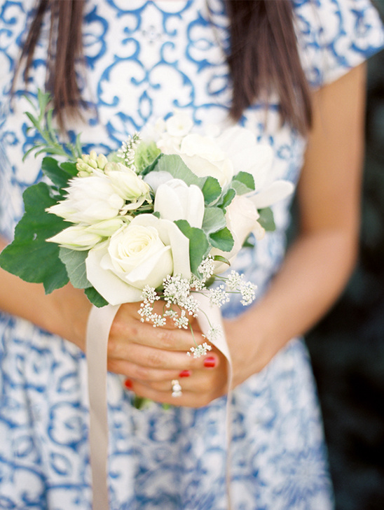 simple bridesmaid bouquets