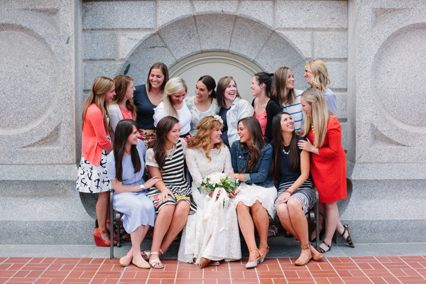 blue-and-white-backyard-wedding