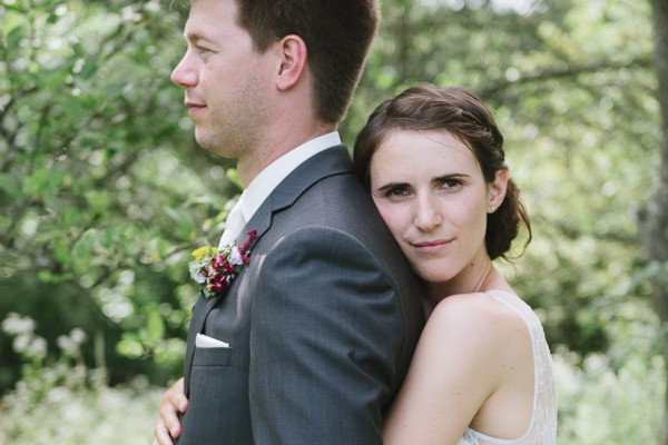 colorful-garden-wedding-in-austria