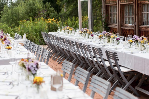 colorful-garden-wedding-in-austria