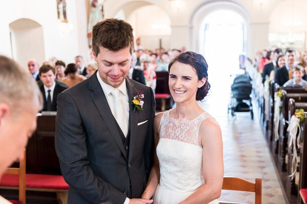 colorful-garden-wedding-in-austria