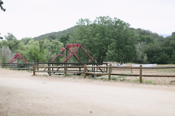 floral-filled-southwestern-wedding