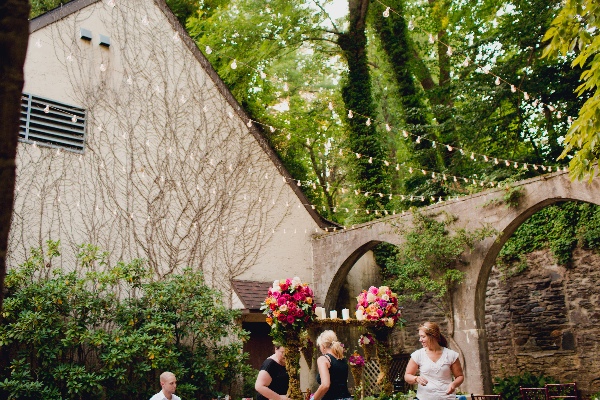 floral-packed-garden-wedding-ideas