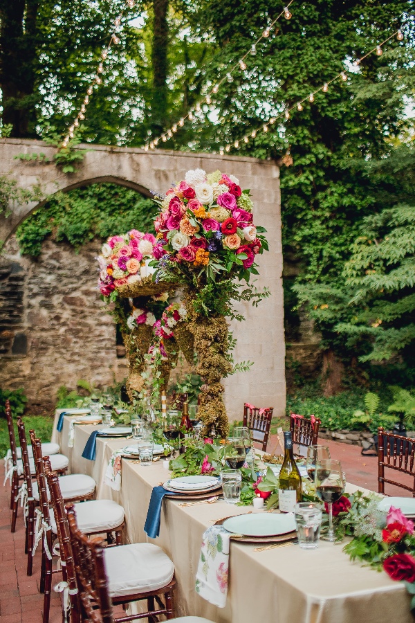 floral-packed-garden-wedding-ideas