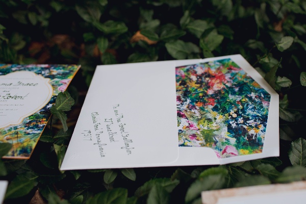 floral-packed-garden-wedding-ideas