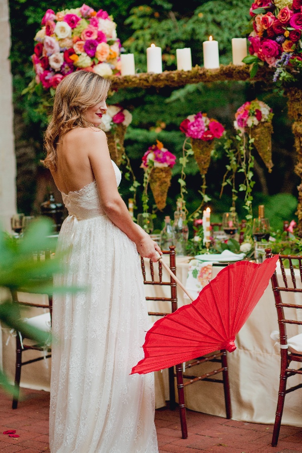 floral-packed-garden-wedding-ideas