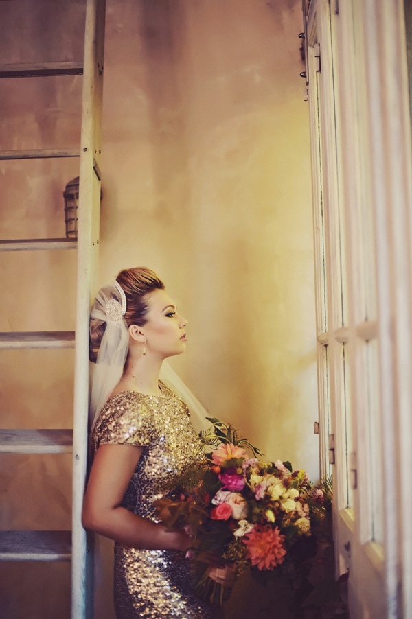 gold-glam-wedding-inspiration