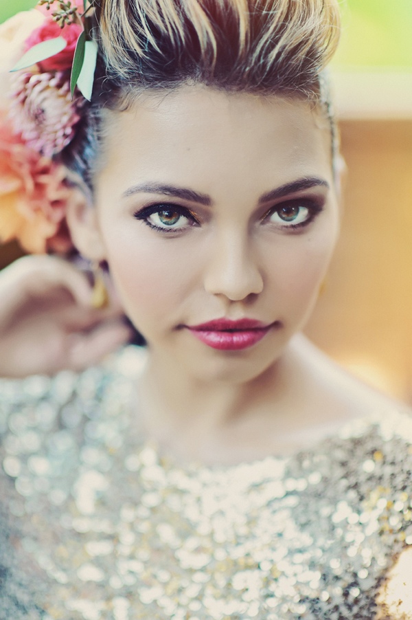 gold-glam-wedding-inspiration