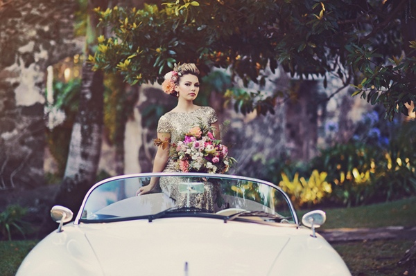gold-glam-wedding-inspiration