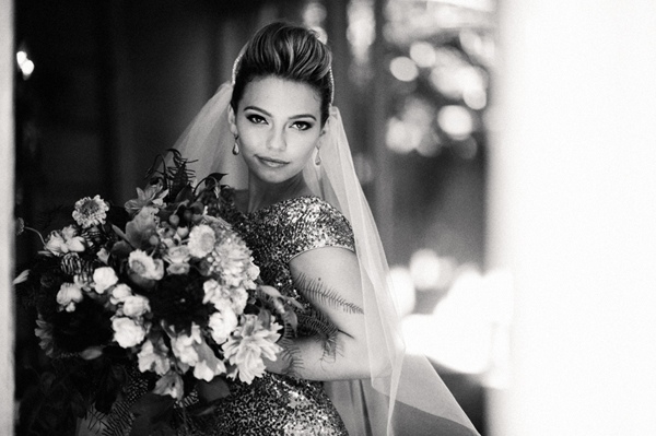 gold-glam-wedding-inspiration