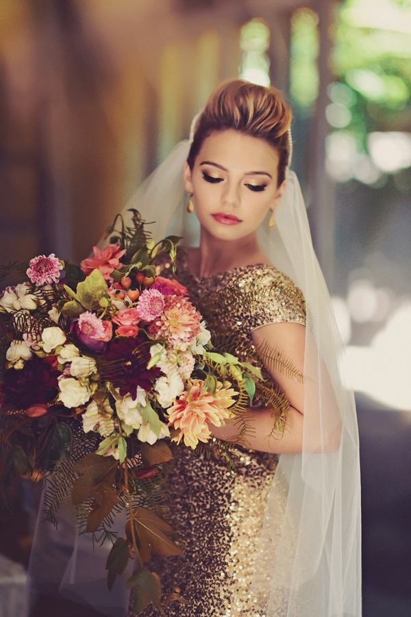 gold-glam-wedding-inspiration