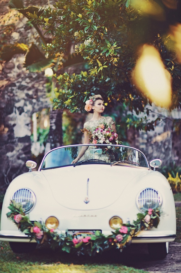 gold-glam-wedding-inspiration