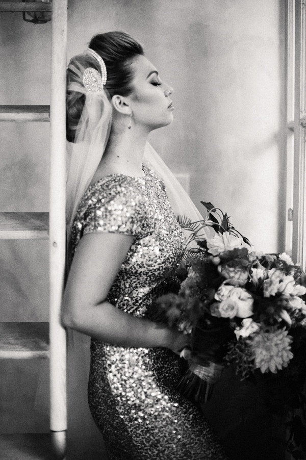 gold-glam-wedding-inspiration