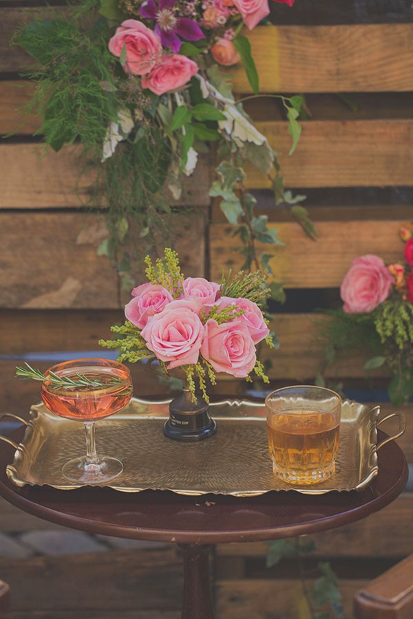 how-to-create-a-woodsy-indoor-wedding