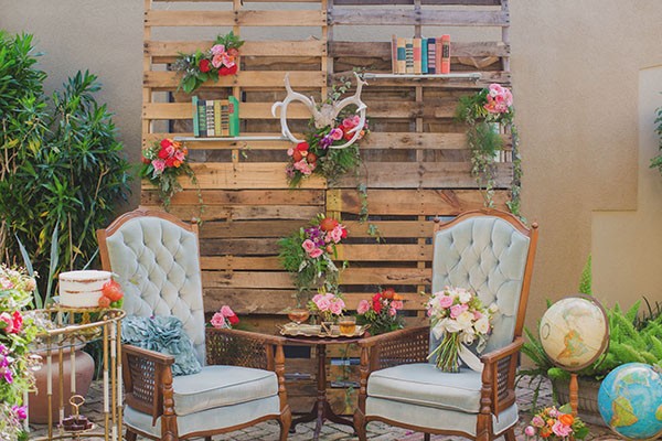 how-to-create-a-woodsy-indoor-wedding
