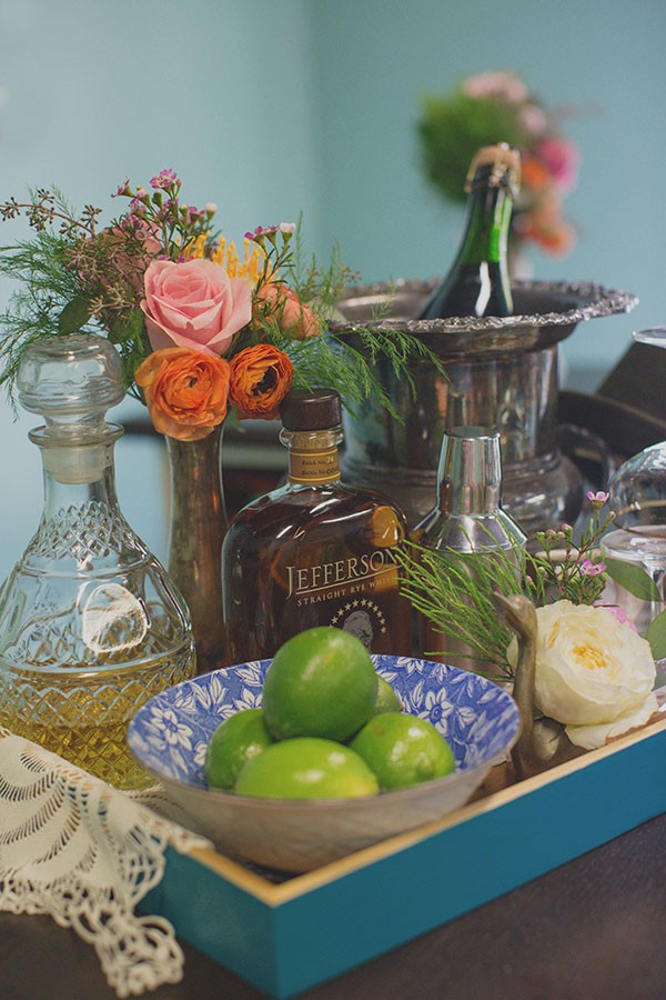 how-to-create-a-woodsy-indoor-wedding