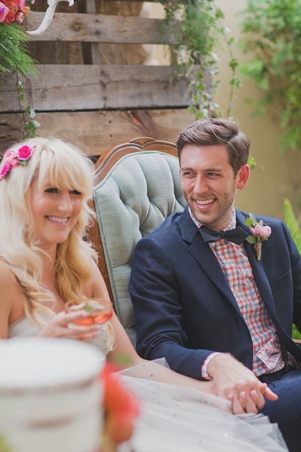 how-to-create-a-woodsy-indoor-wedding