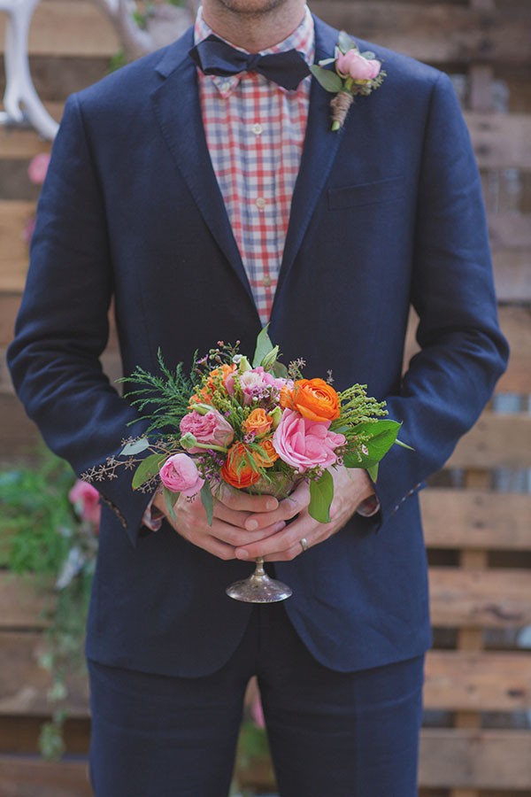 how-to-create-a-woodsy-indoor-wedding