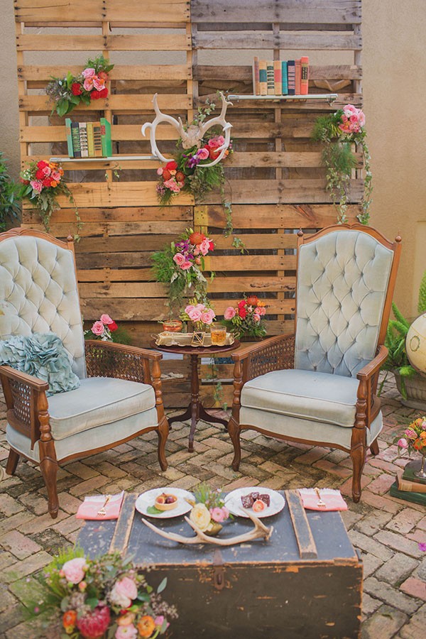 how-to-create-a-woodsy-indoor-wedding