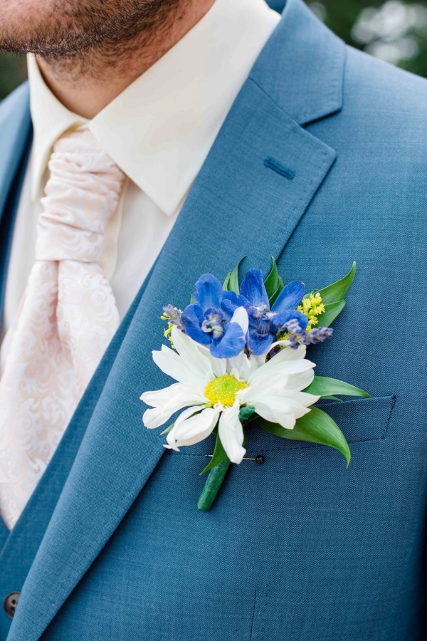 monogrammed-garden-wedding