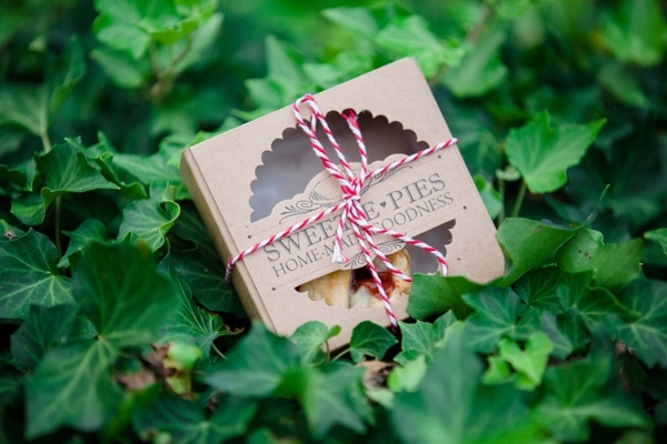 monogrammed-garden-wedding