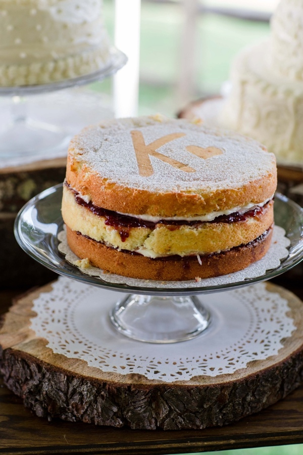 monogrammed-garden-wedding