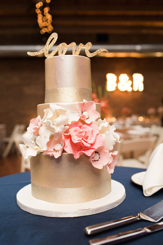gold wedding cake by Alliance Bakery