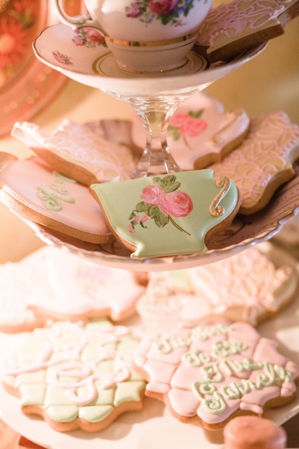 shabby-chic-bridal-shower