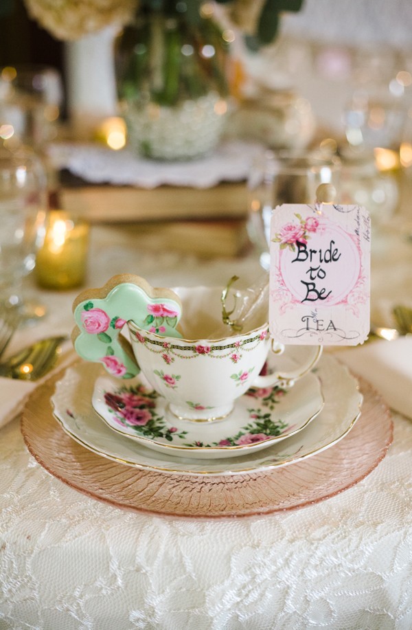 shabby-chic-bridal-shower