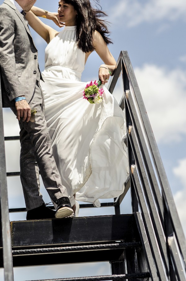 spunky-rooftop-wedding