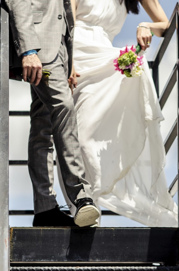 spunky-rooftop-wedding