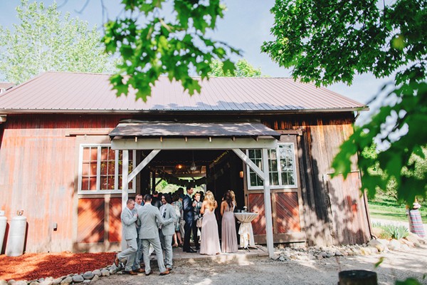 stunning-michigan-summer-wedding