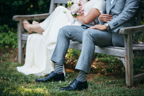 stylish-striped-virginia-wedding
