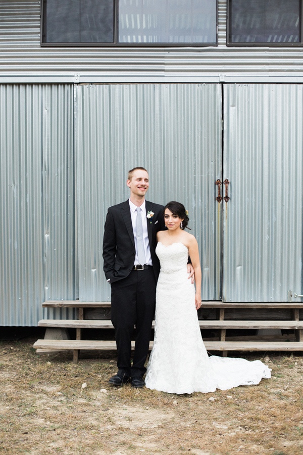 texas-navy-and-orange-wedding