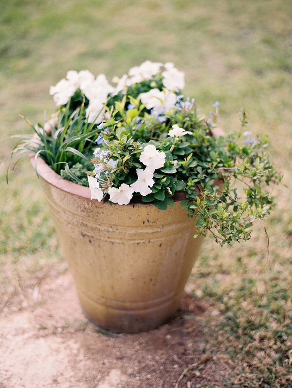 texas-navy-and-orange-wedding