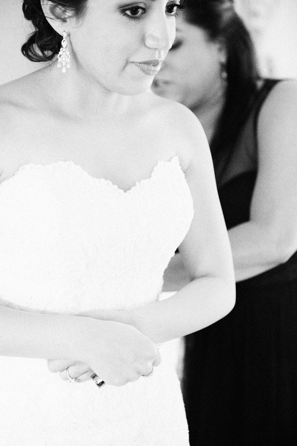 texas-navy-and-orange-wedding