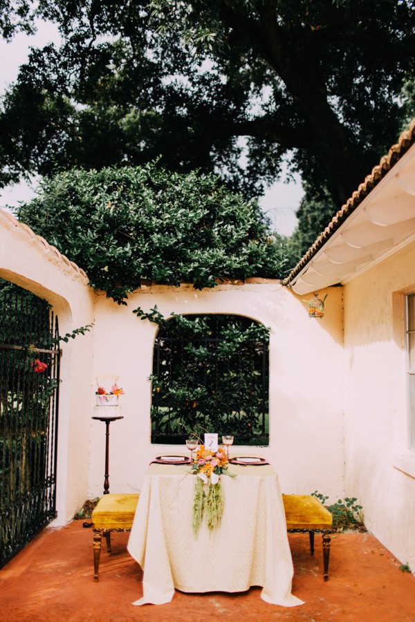 timeless-spanish-garden-wedding