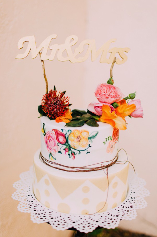 fun pattern wedding cake idea