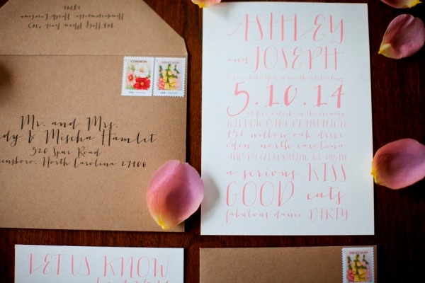 vintage-milk-glass-wedding