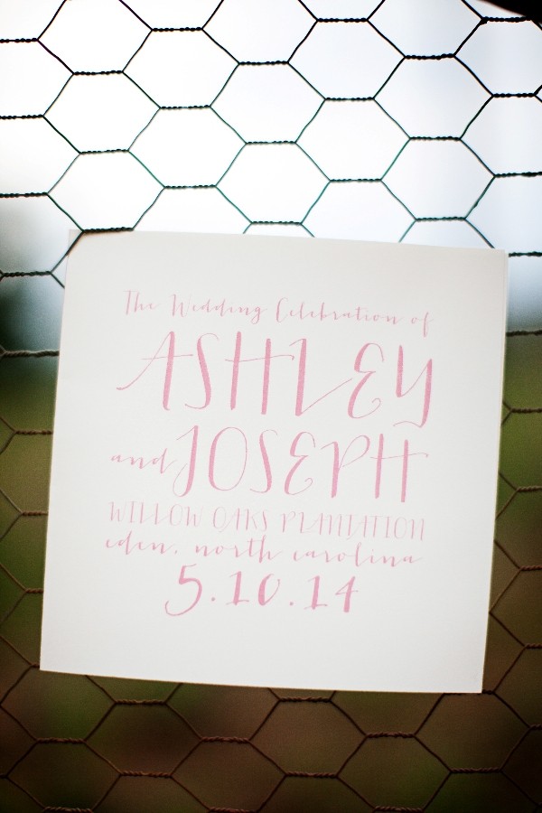 vintage-milk-glass-wedding