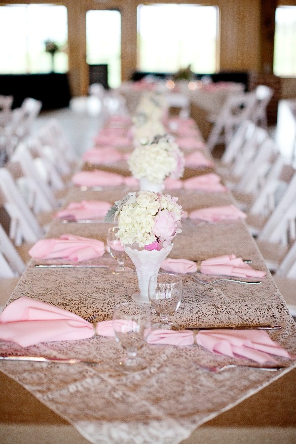 vintage-milk-glass-wedding