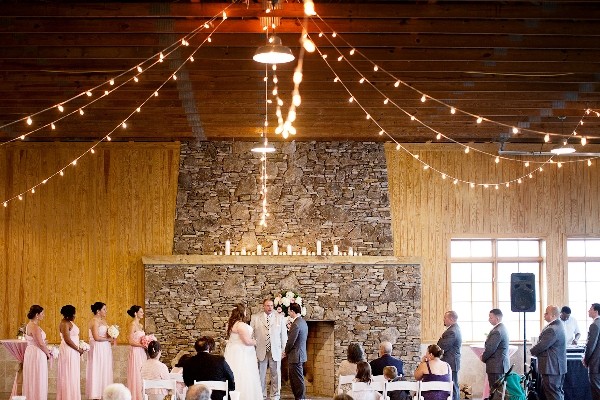 vintage-milk-glass-wedding