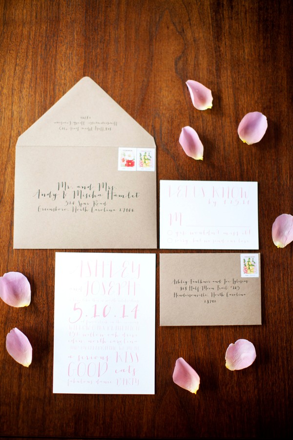vintage-milk-glass-wedding