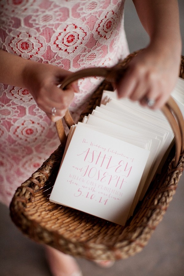 vintage-milk-glass-wedding