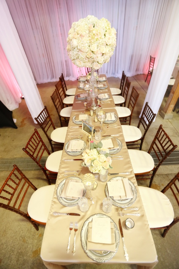 a-barn-made-beautiful-wedding