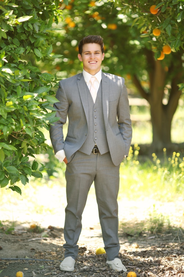 a-barn-made-beautiful-wedding