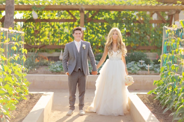 a-barn-made-beautiful-wedding